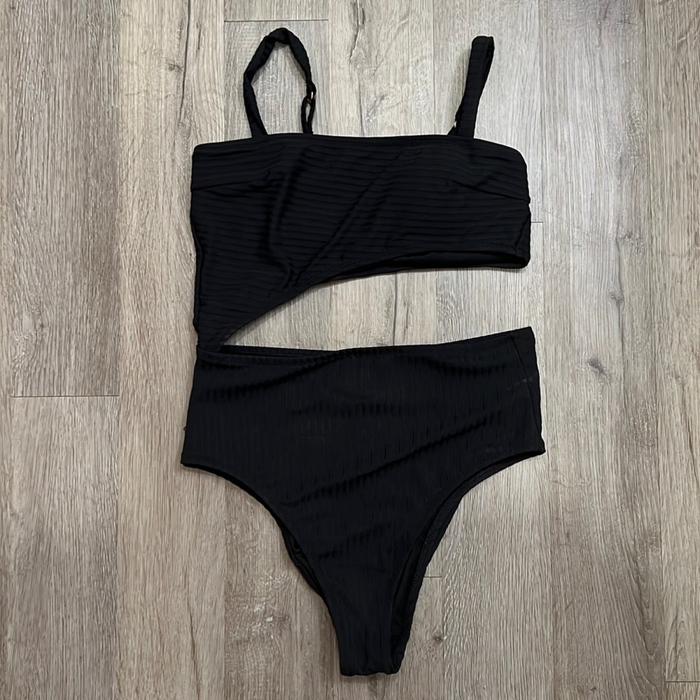 Shade & Shore Black One Piece Swimsuit